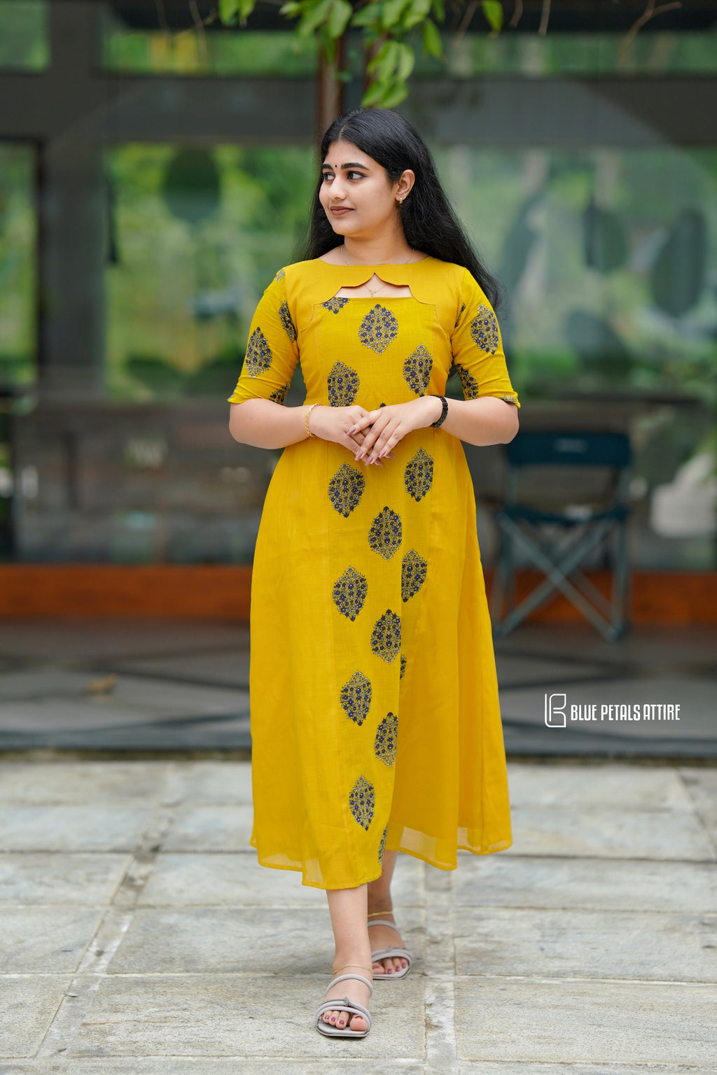 Daisy Yellow