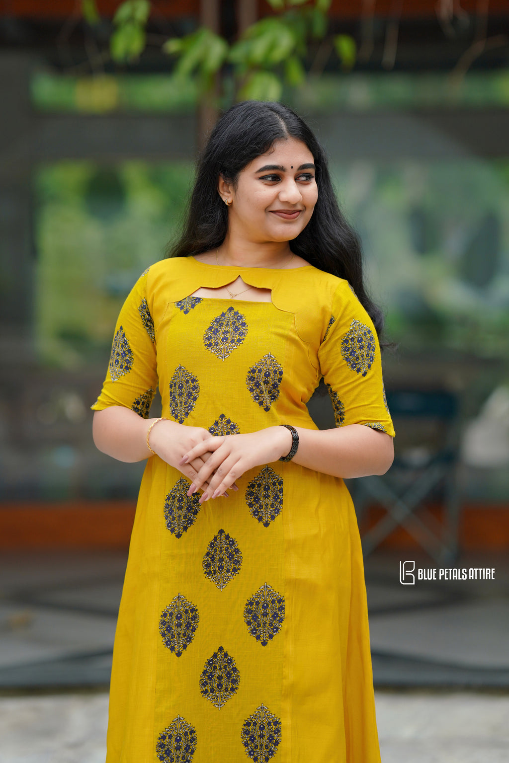 Daisy Yellow